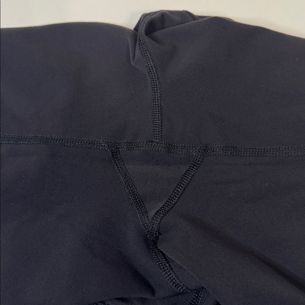 Lululemon Groove Short *Full-On Luon (Regular) - Black / Wi14 Quilt 5 - Picture 15 of 16